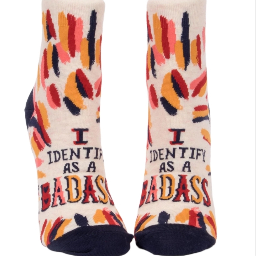 NWT  Blue Q  Women's  Graphic  Ankle  Socks   Multicolor